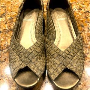 IMPO stretch gold metallic, size 7